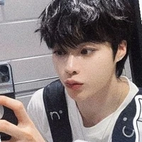 Hanbin (Hưng)_anh