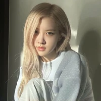 Chaeyoung ( nàng )