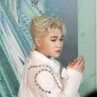 Hoàng Đức Duy(captian boy)