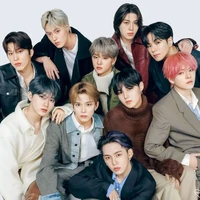 Treasure (trừ người cần trừ)