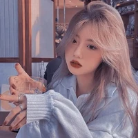 mẹ (nữ 9)