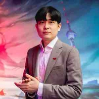 Giáo Sư - Tom