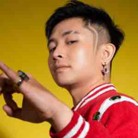 Trần Tiến (Ricky Star)