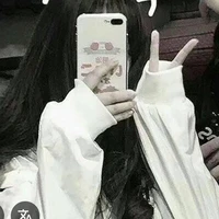 Hồng Anh(Lớp trưởng)