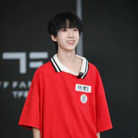 Dương Bác Văn - Cậu