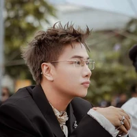 Lou Hoàng