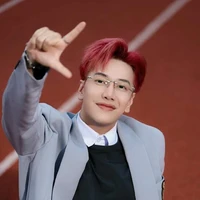 Hoàng Kim Long (Lou)