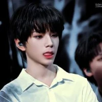 Lỗ Kiệt ( hắn )