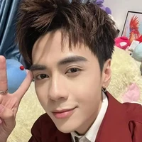 Lê quang hùng