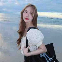 June Wanwimol - Chị