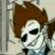 Tom (hội trưởng Hội học sinh)