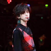 Tả Hàng -bé-