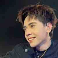 Quang Hùng 
