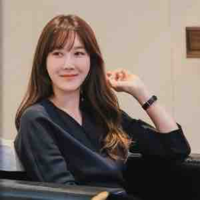 Lee Ji ah * mẹ nàng *