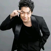 Phan Lê Vy Thanh ( bạn huy)