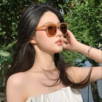 Trần Nhã Uyên - 16t