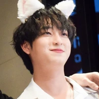 Chimon Wachirawit - y