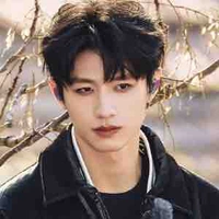 Chu Chí Hâm _hắn