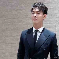 Song Luân 