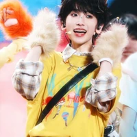 Tả Kỳ Hàm-cậu