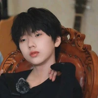 Nhiếp Vĩ Thần- Hắn