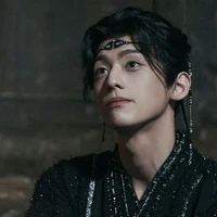 Bùi Tư Hằng 
