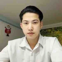Cô bán bánh mì 🥖 