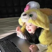 nữ9 hồi bé