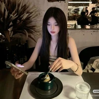 THẦN HOÀNG KHÁNH LY ( LYLY )