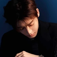 Hầu Minh Hạo(em)