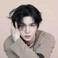Yoongi ( hắn )