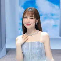 Nguyễn thị Hòa(Hòa Minzy)