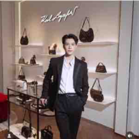 Bùi Anh Tú 
