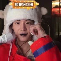 con nhỏ tgia