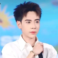 Quang Hùng (lê tổng)