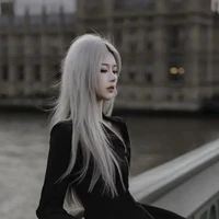 Võ Nguyễn Vũ Nguyên_Hena_Moon_WRWR