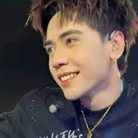 Quang Hùng