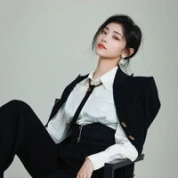 mẹ cô