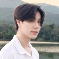 Phuwin Tangsakyuen 