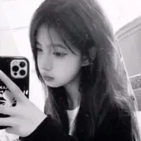 Vũ Thị Uyên Nhi-bạn nu9,chị Bảo Anh