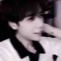 Q.Hùng (Phone)