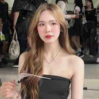 June Wanwimol [nàng]