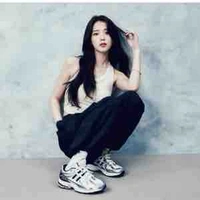 Kang Seulgi(IU)