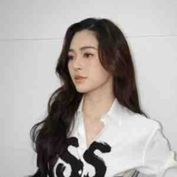 LINGLING KWONG(cô)