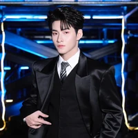 Hoàng hùng(cậu 5)