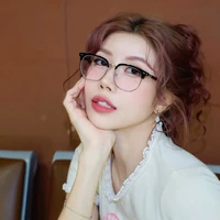 Thùy Trang(nàng)