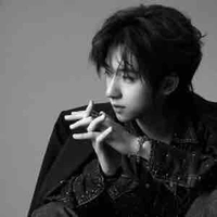 Hạ Tuấn Lâm (hắn)