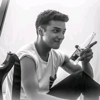 Lê Minh Quân ( Quân Lee)