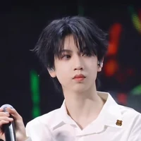 Trương Y Quế Gia