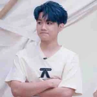 Hoàng Đức Duy ( Captain )